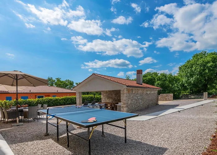 Biba, A Seaside Hideaway With A Pool Dom wakacyjny