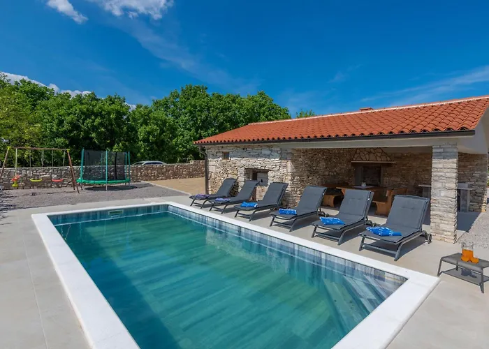 Biba, A Seaside Hideaway With A Pool Dom wakacyjny *