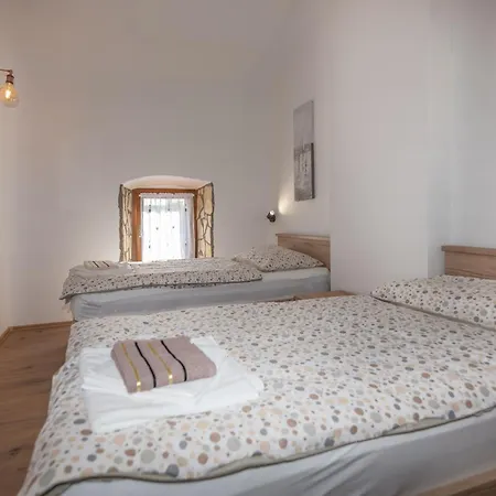 Biba, A Seaside Hideaway With A Pool Vikendica Ubasico
