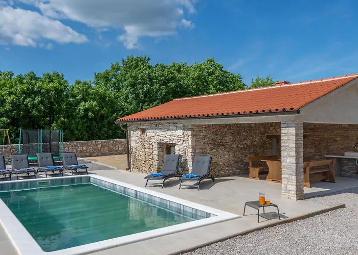 Biba, A Seaside Hideaway With A Pool